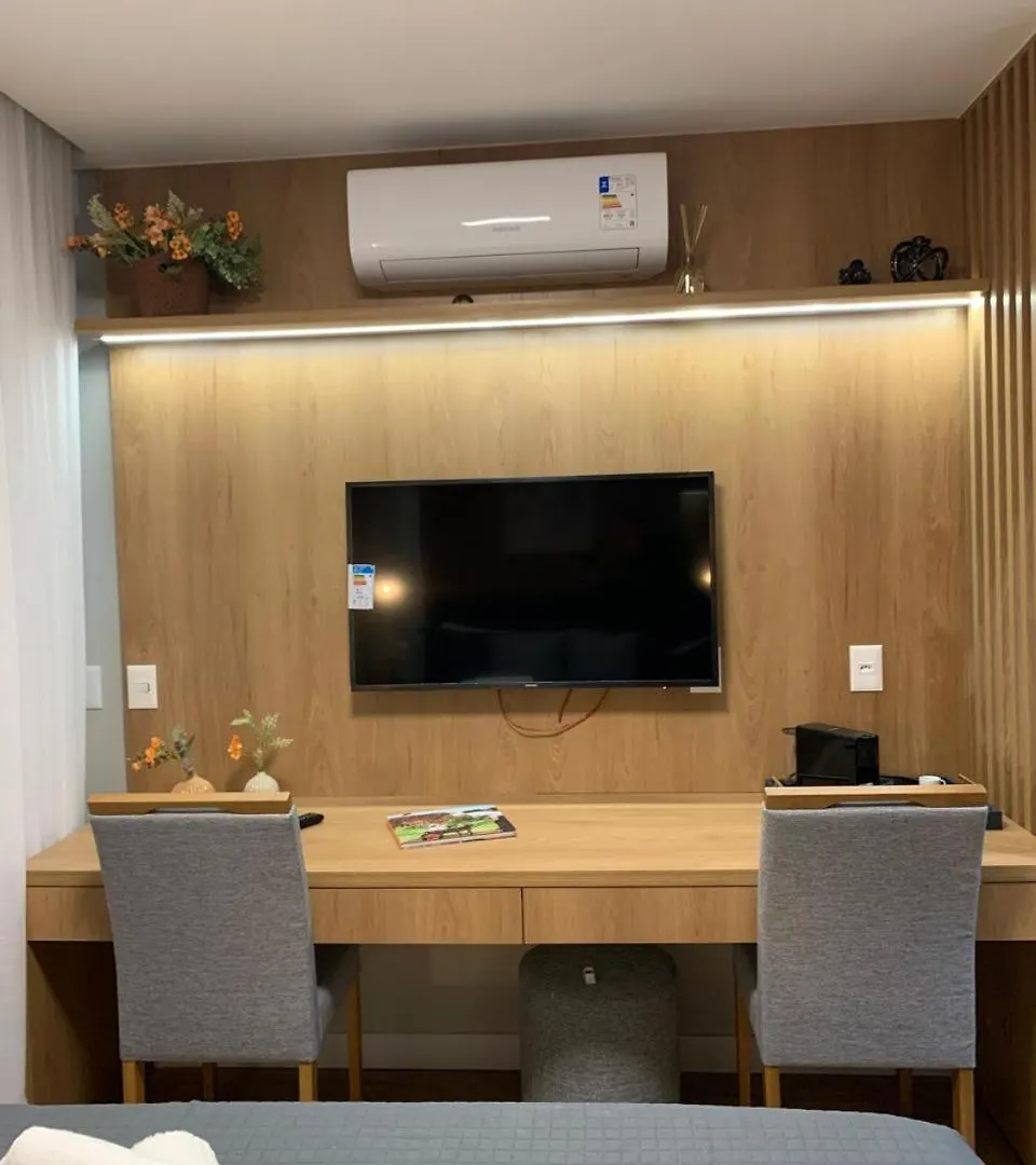 Studio Jerônimo da Veiga Itaim São Paulo 0*,  Brazylia